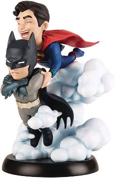 Batman & Superman Q-Fig Max Figure